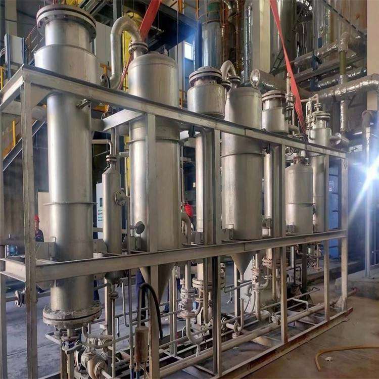 出售二手0.5吨三效强制循环蒸发器 污水处理蒸发器 维修更换蒸发器分离室